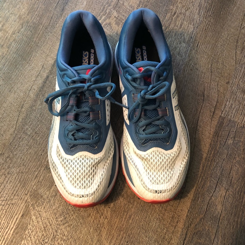 ASICS GT 2000 8 running shoes
